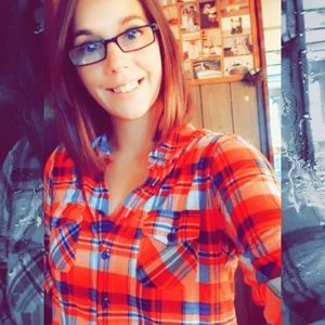 Meet your Posher, Joni